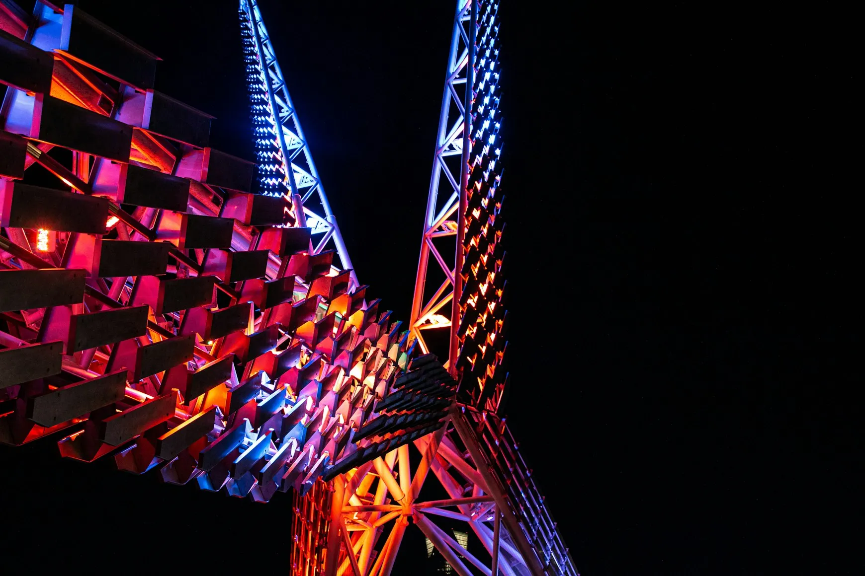 A photograph of the scissortail bridge in Oklahoma City 